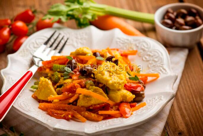 pollo con yogurt e curcuma