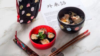 noodles ai frutti di mare con hosomaki