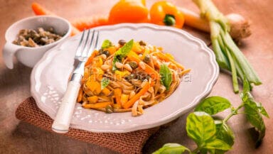 Tagliatelle di farro con verdure