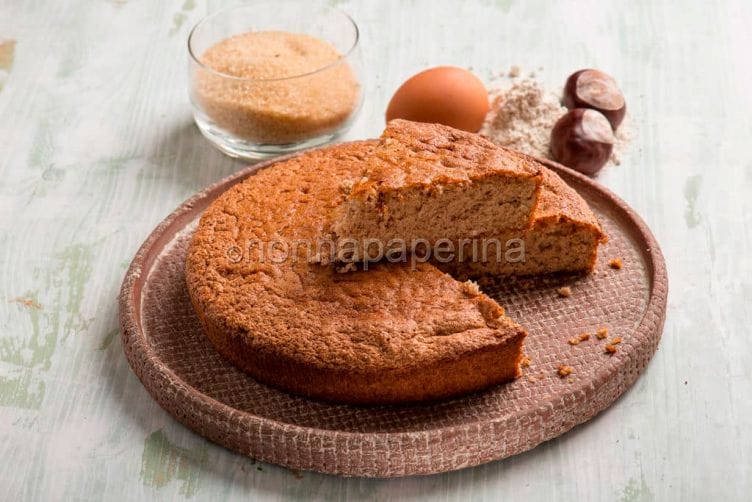 pan di Spagna alla farina di castagne
