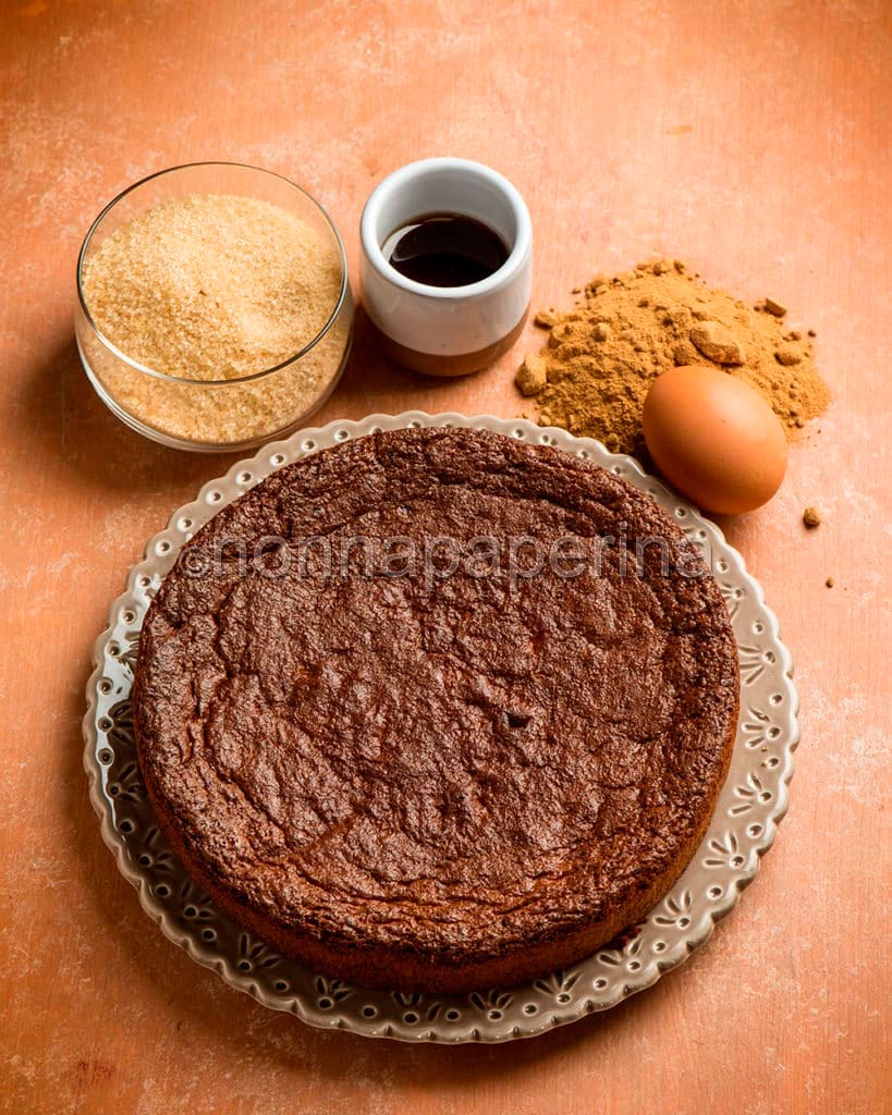 Pan di Spagna con agave e mesquite Pan di Spagna con agave e mesquite