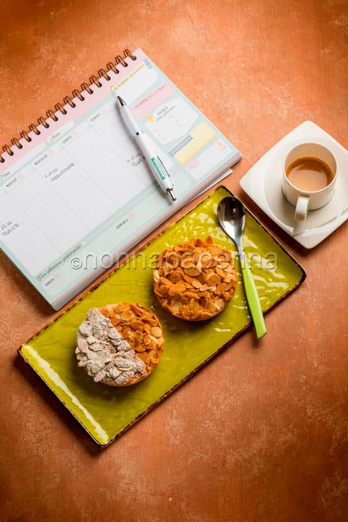 Torta di mandorle al mais bianco Torta di mandorle al mais bianco