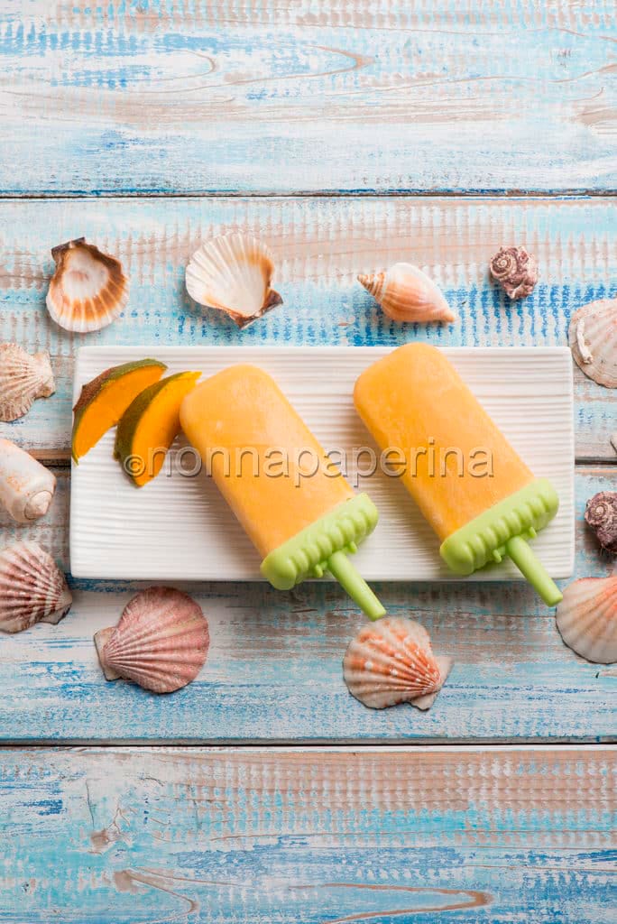 Ghiaccioli di lucuma e banane