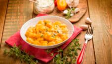 Sfiziosi gnocchi ai peperoni e formaggio Exquisa
