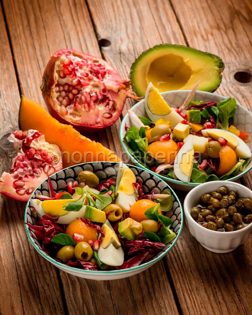 insalatona al melone con melagrana