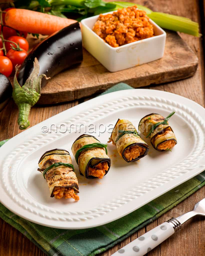 involtini di melanzane al ragù involtini di melanzane al ragù