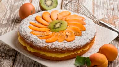pan di spagna crema e frutta
