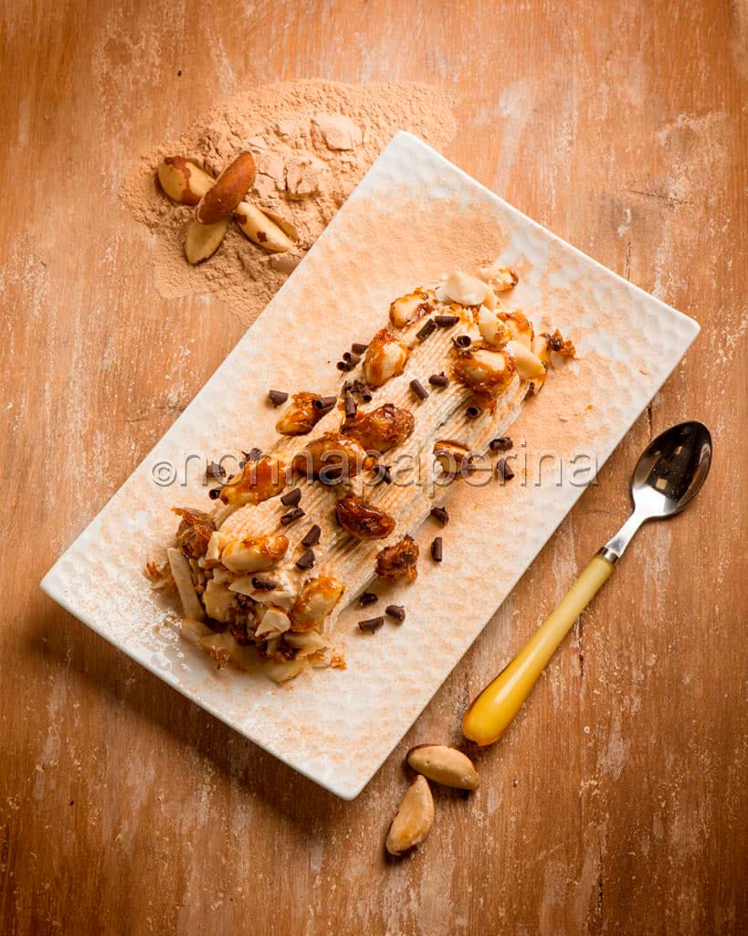 Tronchetto con panna e noci