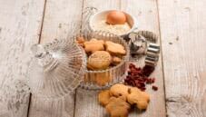 Biscotti con miglio e bacche di goji fin dal mattino.