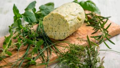 burro aromatizzato alle erbe