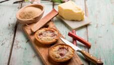Mini crumble di rabarbaro : la merenda perfetta