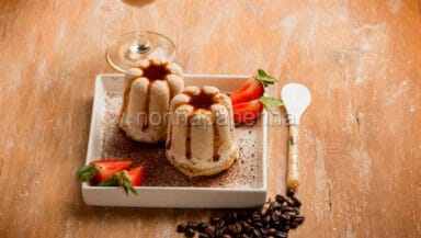 Mousse al caffe e sciroppo di cocco