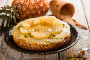 Crostata con ananas e pistacchio