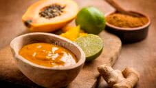 Salsa di papaya e mango: un condimento esotico