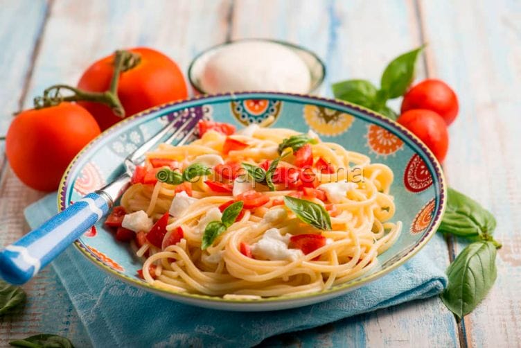 Spaghetti all acqua di pomodoro