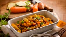 Straccetti di pollo con melanzane, un secondo sfizioso Straccetti di pollo con melanzane, un secondo sfizioso