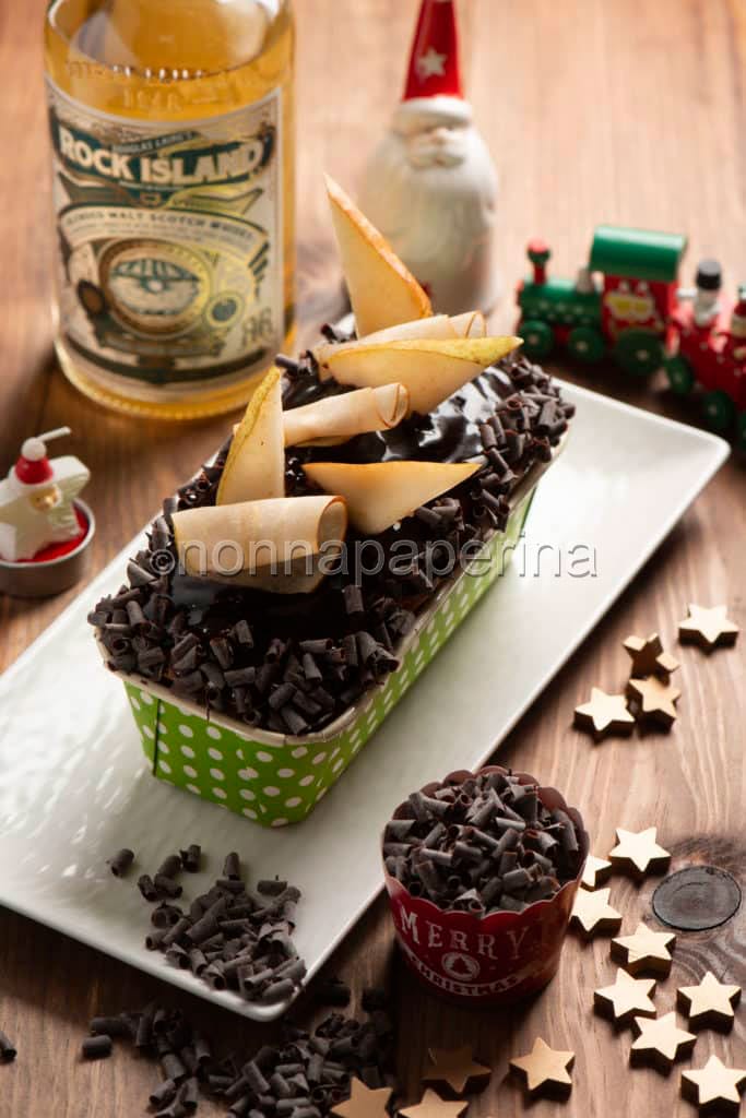 tronchetto con pere candite tronchetto con pere candite