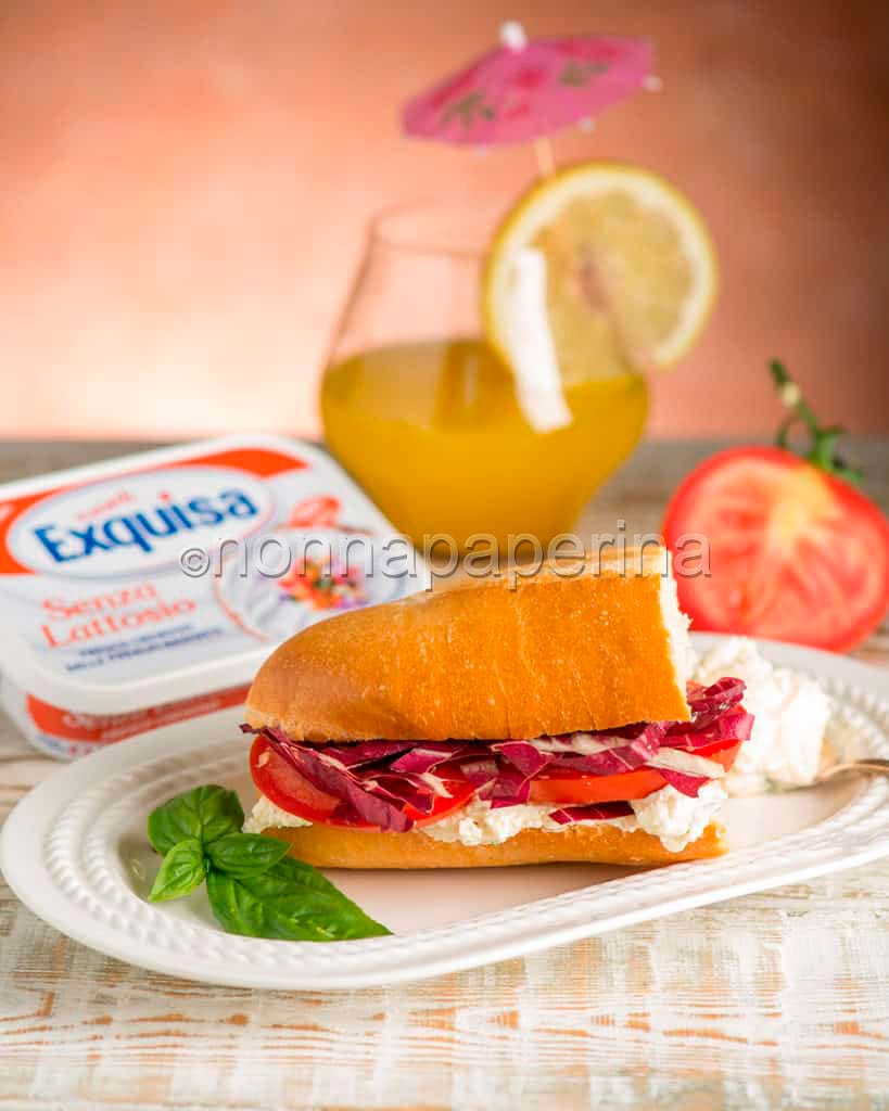 baguette con formaggio cremoso baguette con formaggio cremoso