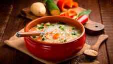 Minestra di latte con quinoa: piatto completo e sano Minestra di latte con quinoa: piatto completo e sano