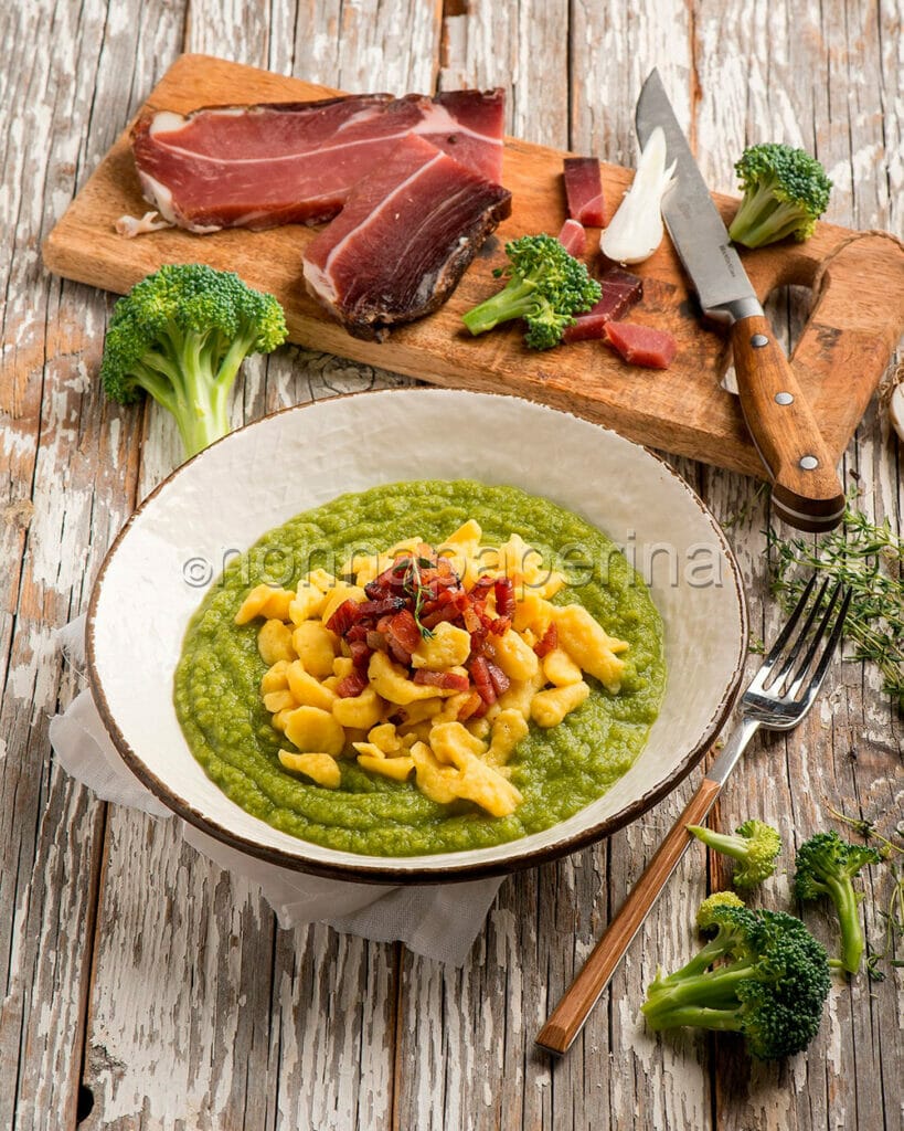 spätzle con crema di broccoli spätzle con crema di broccoli