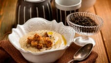 Calda vellutata di patate al tè Lapsang Souchong
