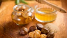 Castagne sciroppate al rum, una conserva speciale Castagne sciroppate al rum, una conserva speciale
