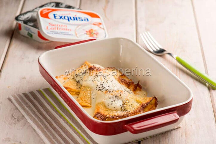 Crespelle al prosciutto cotto e formaggio Crespelle al prosciutto cotto e formaggio