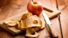 Oven-dried apples: nutritious chips that curb hunger Oven-dried apples: nutritious chips that curb hunger