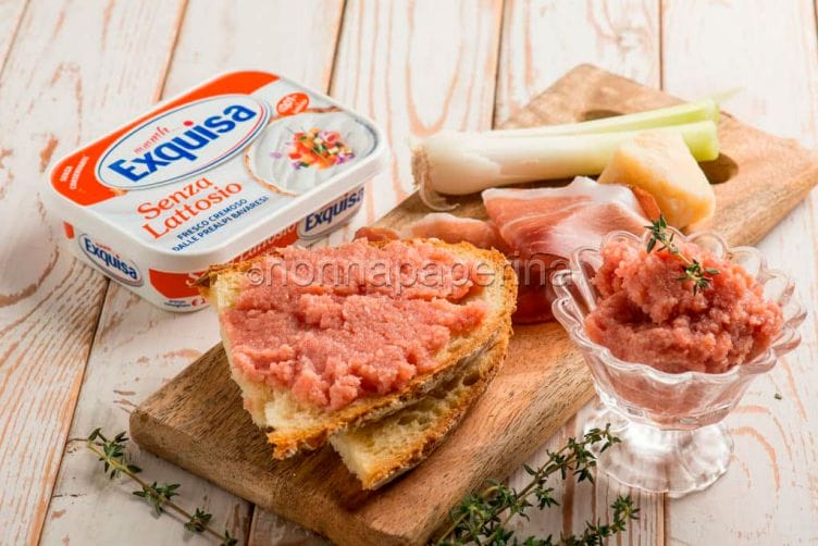 Mousse di speck e formaggio, stuzzicante Mousse di speck e formaggio