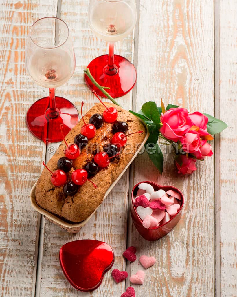 Tronchetto al grano saraceno e amarene