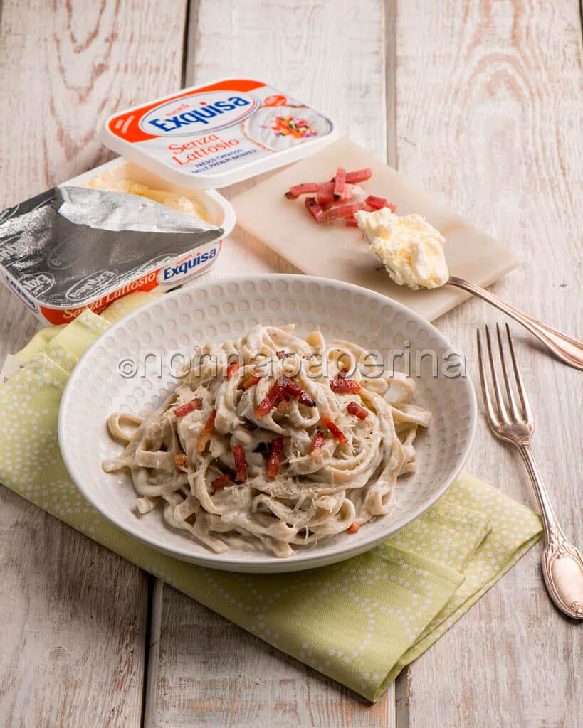 Tagliatelle al pino mugo e formaggio Tagliatelle al pino mugo e formaggio