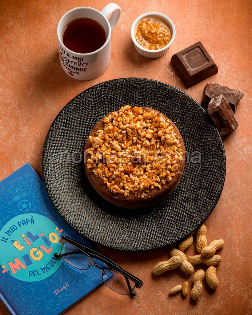 Torta al cacao pralinato