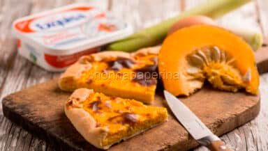 Torta salata con zucca e formaggio
