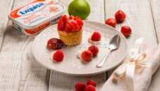 Tortino con fragole e crema di formaggio, dessert chic