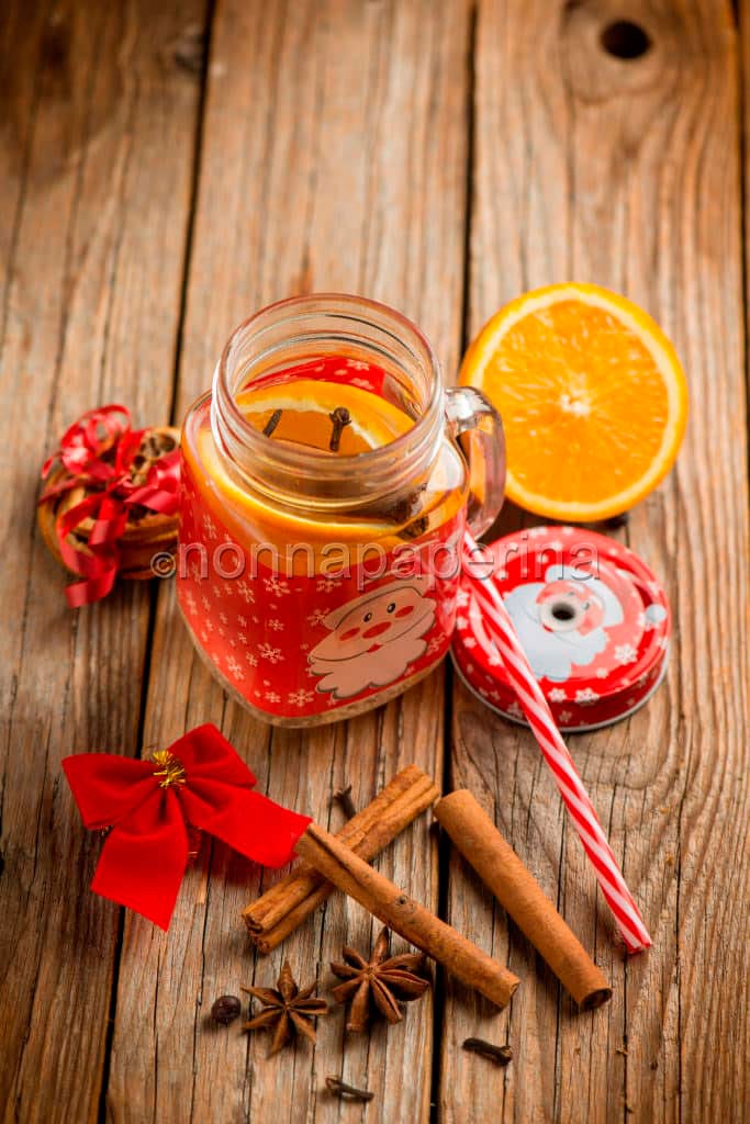 Acqua aromatizzata alle arance