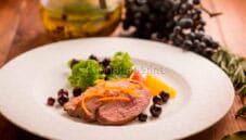 Anatra in vasocottura con misticanza, alta cucina