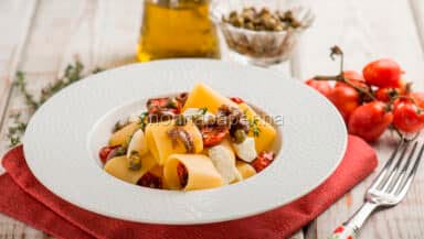 Calamarata con mozzarella di bufala