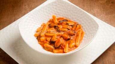 Caserecce con salsa di cozze