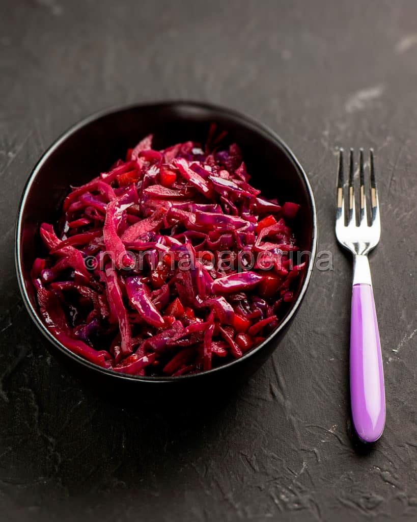 Cavolo cappuccio con mele Cavolo cappuccio con mele