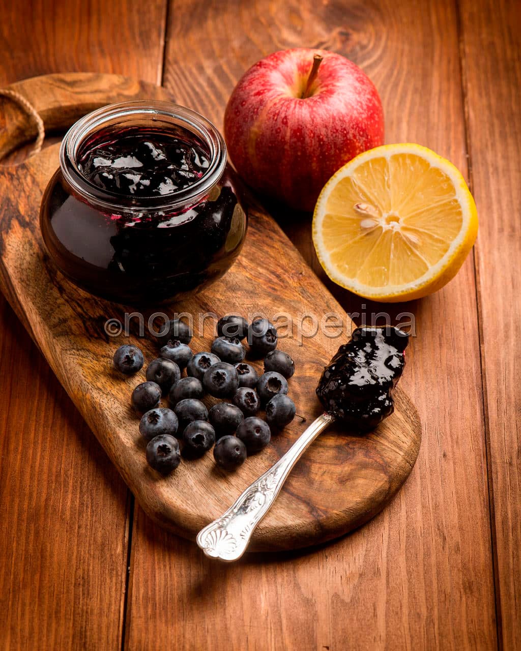 Confettura di mirtilli