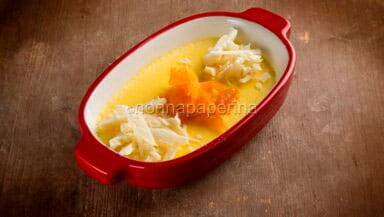 Crema catalana con albicocche