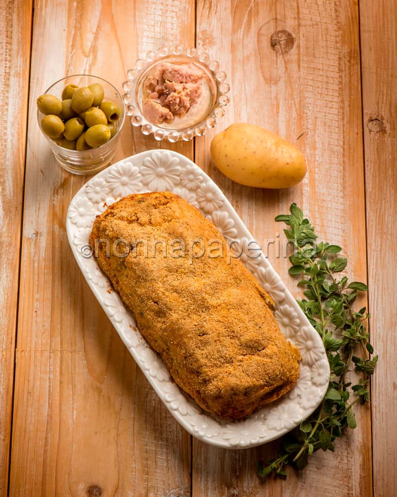 Polpettone di patate e tonno Polpettone di patate e tonno