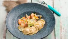 Ravioli con salmone e finocchi fatti in casa Ravioli con salmone e finocchi fatti in casa