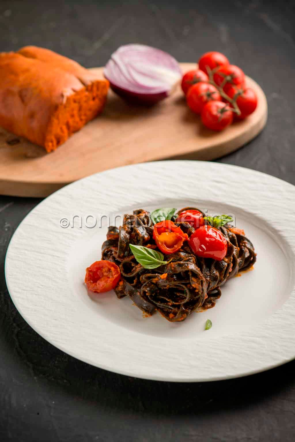 TONNARELLI NERO DI SEPPIA TONNARELLI NERO DI SEPPIA