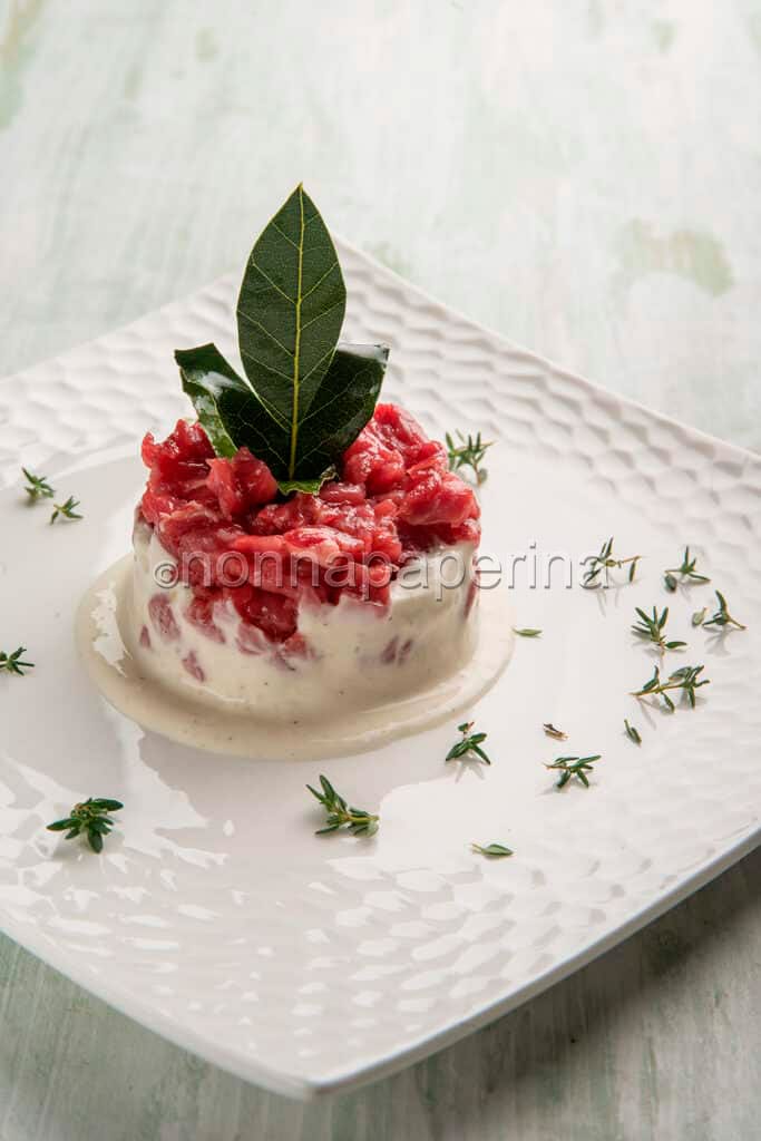 Tartare di manzo con maionese