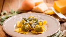 Tortello alle erbe amare, un piatto fuori dal comune