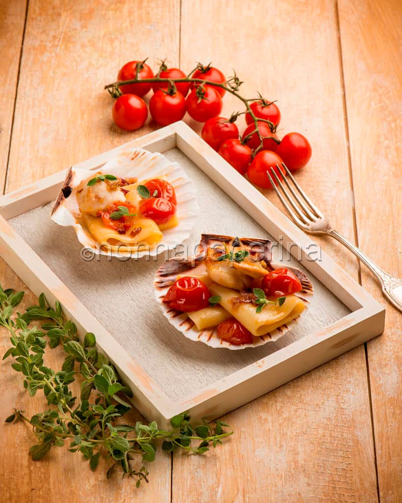 Paccheri con capesante e pomodorini