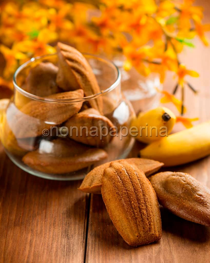 Madeleine alla farina di banana e fibra di baobab Madeleine alla farina di banana e fibra di baobab