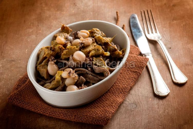 Tagliatelle di grano saraceno con seppioline