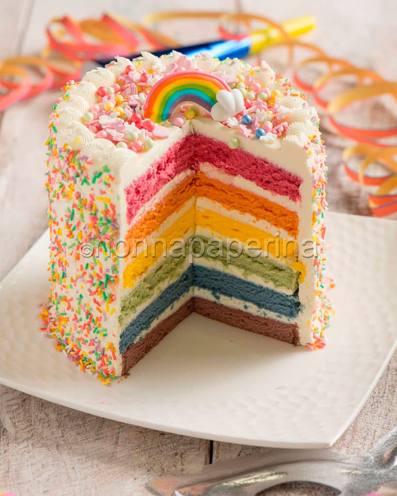 Torta arcobaleno Torta arcobaleno